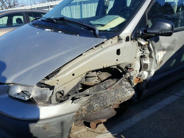 2B4GP4530VR275463 - 1997 DODGE CARAVAN SE GRAY photo 9