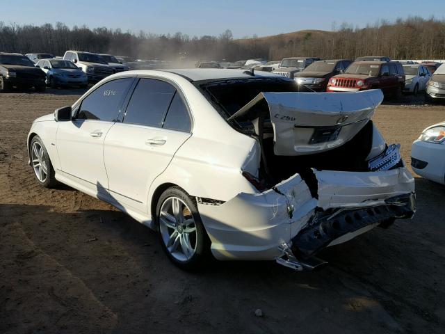 WDDGF4HB9CA644255 - 2012 MERCEDES-BENZ C 250 WHITE photo 3