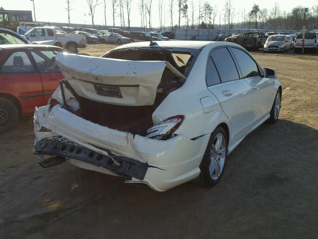 WDDGF4HB9CA644255 - 2012 MERCEDES-BENZ C 250 WHITE photo 4