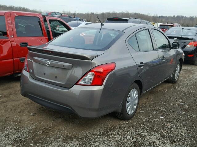 3N1CN7APXHL865143 - 2017 NISSAN VERSA S SILVER photo 4