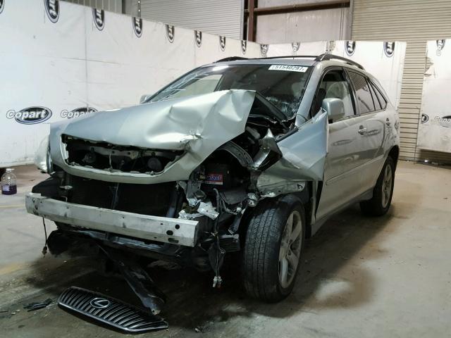 2T2GA31U94C013058 - 2004 LEXUS RX 330 SILVER photo 2