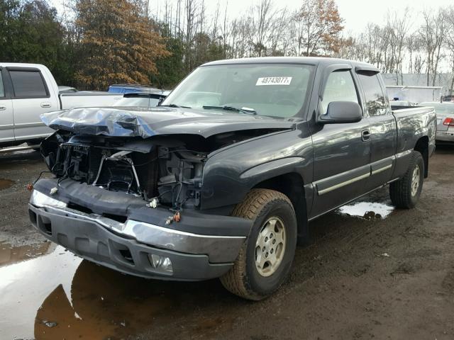 2GCEK19T541416543 - 2004 CHEVROLET SILVERADO BLACK photo 2