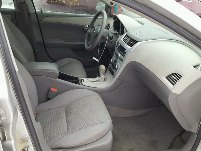 1G1ZG57B18F215802 - 2008 CHEVROLET MALIBU LS SILVER photo 5