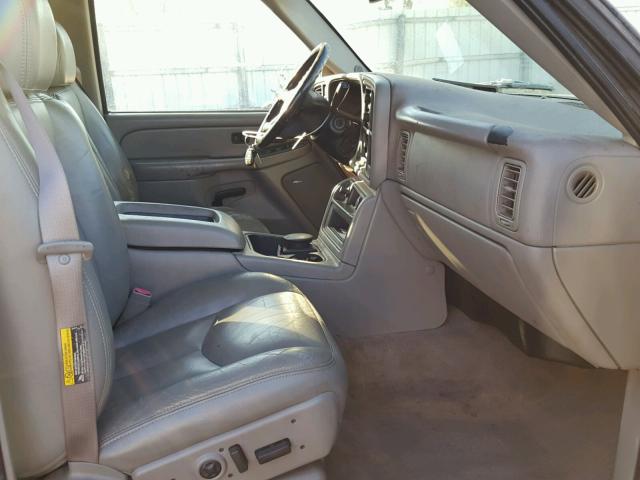 1GCHK23144F100750 - 2004 CHEVROLET SILVERADO BLACK photo 5