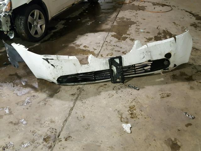 1G2ZG58B074204262 - 2007 PONTIAC G6 BASE WHITE photo 9