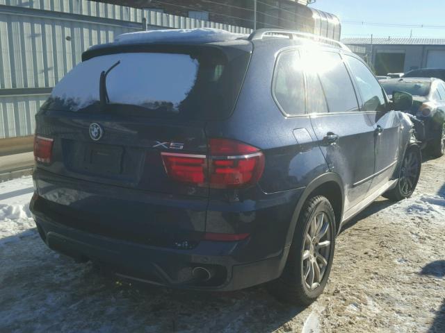 5UXZW0C52BL371075 - 2011 BMW X5 XDRIVE3 BLUE photo 4