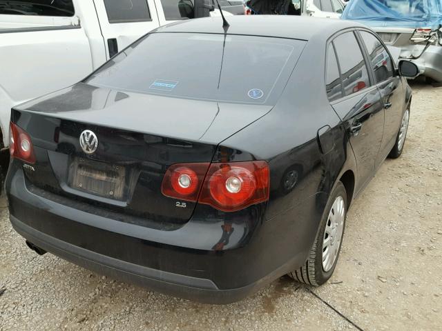 3VWJM71K88M013103 - 2008 VOLKSWAGEN JETTA S 黑色 照片 4