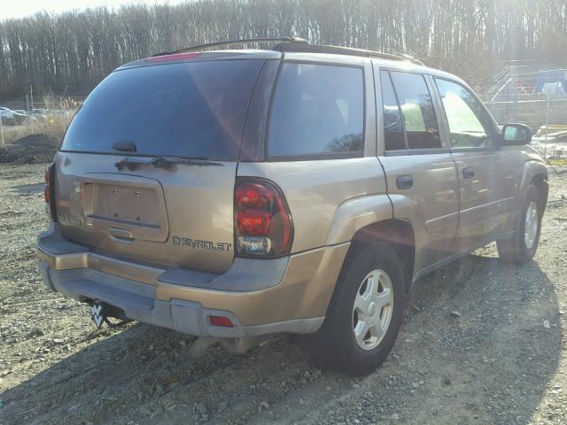 1GNDT13S932116289 - 2003 CHEVROLET TRAILBLAZE BROWN photo 4