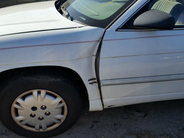 2G1WL52M9W9156785 - 1998 CHEVROLET LUMINA BAS 白色 照片 9