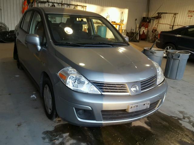 3N1BC11E39L388425 - 2009 NISSAN VERSA S GRAY photo 1