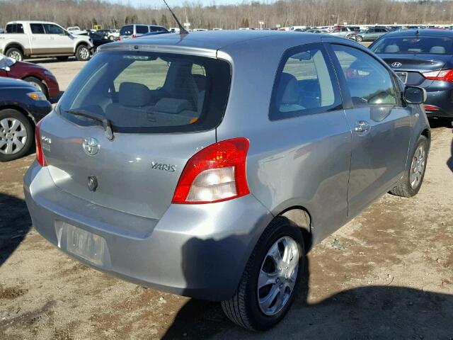 JTDJT923075112429 - 2007 TOYOTA YARIS GRAY photo 4