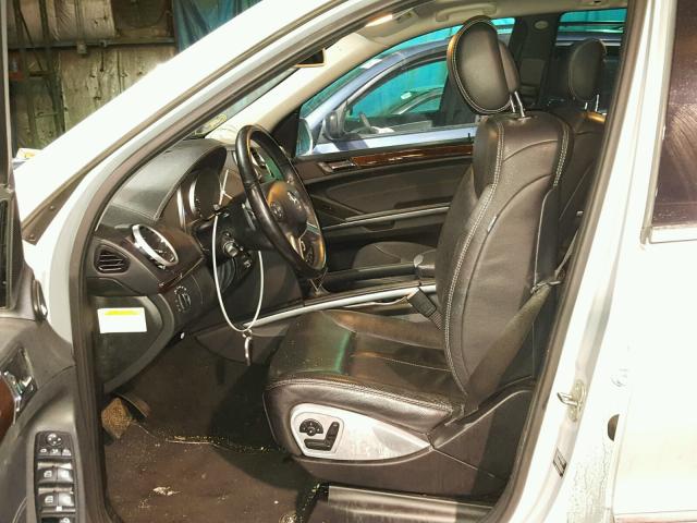 4JGBF86E69A522949 - 2009 MERCEDES-BENZ GL 550 4MA SILVER photo 5