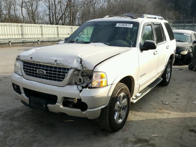 1FMDU75W05ZA71774 - 2005 FORD EXPLORER L WHITE photo 2