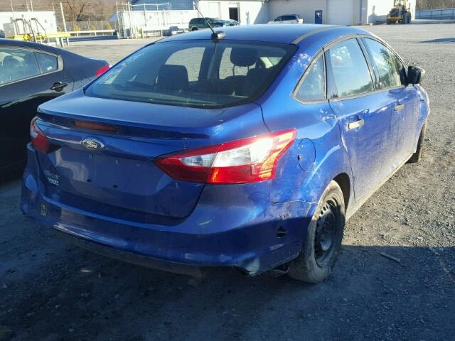 1FAHP3E28CL248080 - 2012 FORD FOCUS S BLUE photo 4