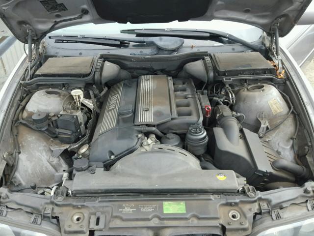 WBADM6340YGU06478 - 2000 BMW 528 I AUTO GRAY photo 7