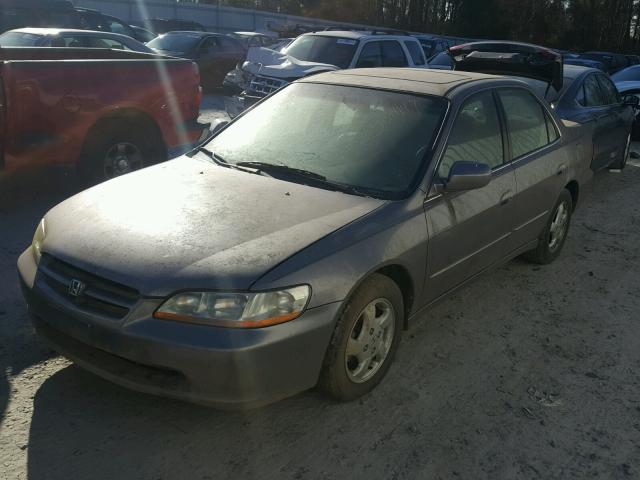 1HGCG5560YA109164 - 2000 HONDA ACCORD EX GRAY photo 2