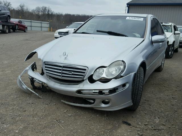 WDBRF92H67F864702 - 2007 MERCEDES-BENZ C 280 4MAT SILVER photo 2