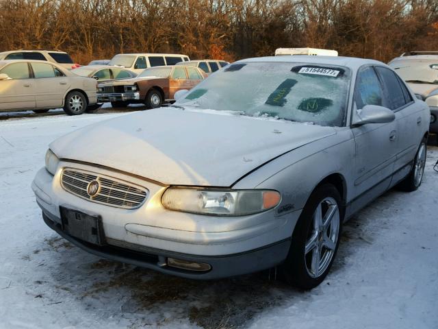 2G4WF551811250143 - 2001 BUICK REGAL GS SILVER photo 2