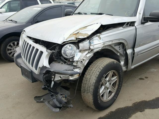 1J4GK48K42W298729 - 2002 JEEP LIBERTY SP SILVER photo 9