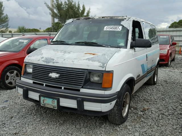 1GNDM15Z9RB165363 - 1994 CHEVROLET ASTRO WHITE photo 2