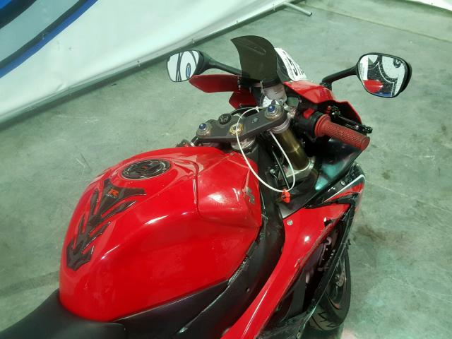 JS1GN7DA562113932 - 2006 SUZUKI GSX-R600 K RED photo 5