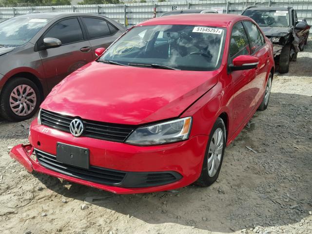 3VWDZ7AJ9BM355687 - 2011 VOLKSWAGEN JETTA SE RED photo 2