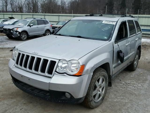 1J8GR48K08C240279 - 2008 JEEP GRAND CHER SILVER photo 2