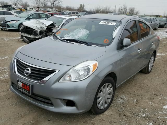 3N1CN7AP1CL917719 - 2012 NISSAN VERSA S GRAY photo 2