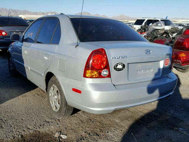 KMHCG45CX3U473304 - 2003 HYUNDAI ACCENT SILVER photo 3