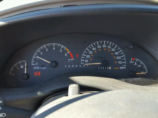 1G2WP52K42F202412 - 2002 PONTIAC GRAND PRIX 棕色 照片 8