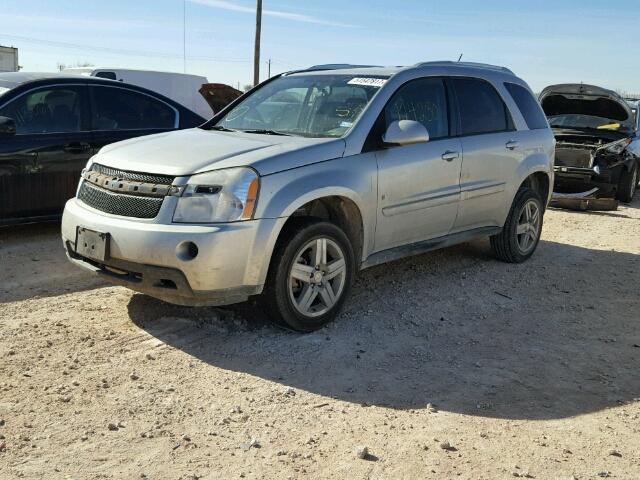 2CND133F386306652 - 2008 CHEVROLET EQUINOX LT SILVER photo 2