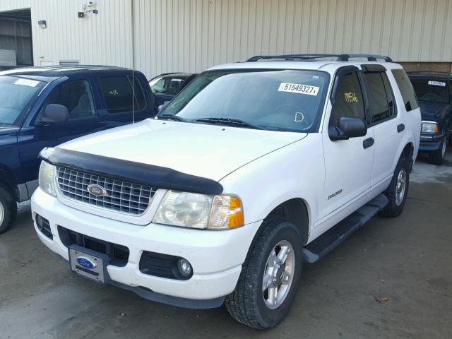 1FMDU63K04UA26792 - 2004 FORD EXPLORER X WHITE photo 2