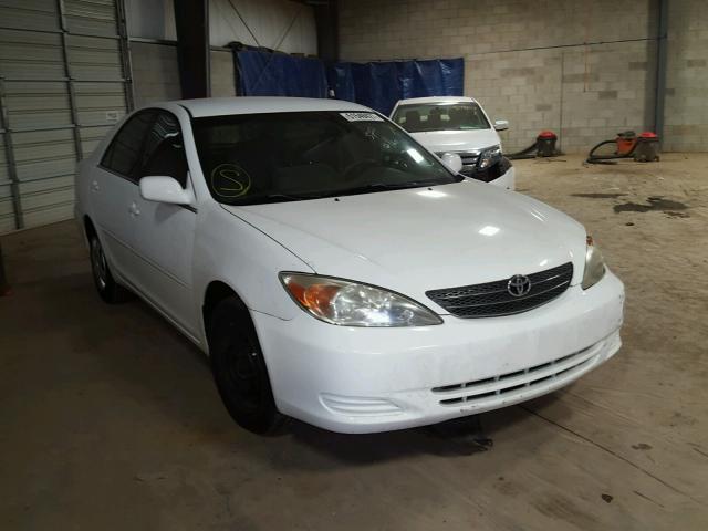 4T1BE32K02U033095 - 2002 TOYOTA CAMRY LE WHITE photo 1