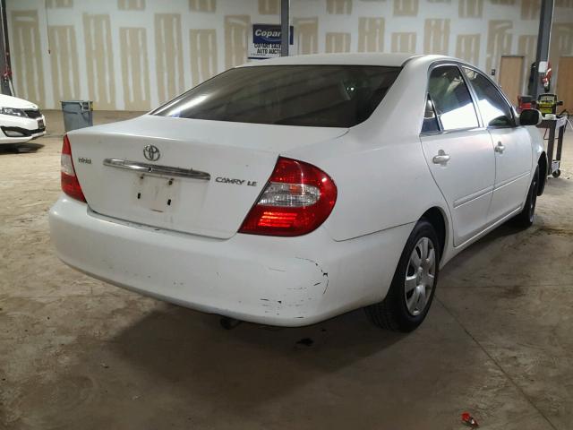 4T1BE32K02U033095 - 2002 TOYOTA CAMRY LE WHITE photo 4