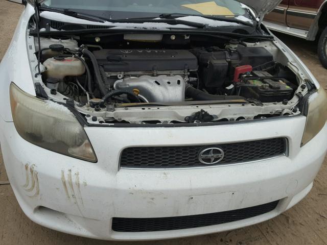 JTKDE177770146927 - 2007 TOYOTA SCION TC WHITE photo 7