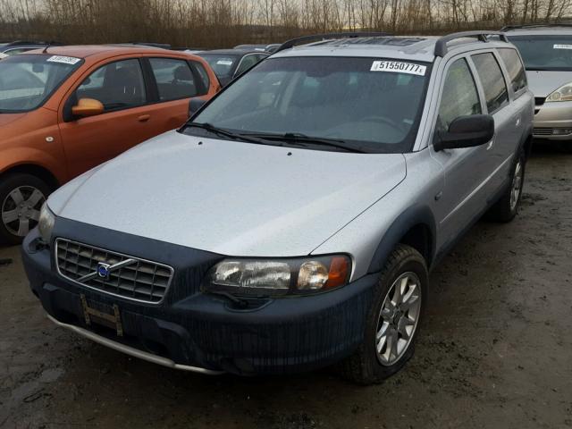 YV1SZ59H541131097 - 2004 VOLVO XC70 SILVER photo 2