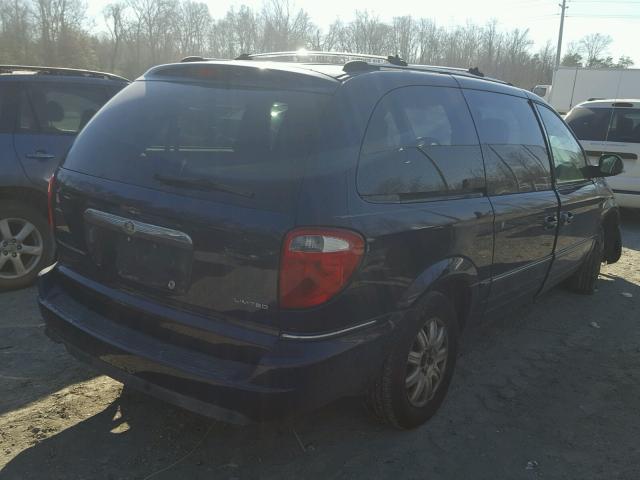 2C4GP64L15R260079 - 2005 CHRYSLER TOWN & COU BLUE photo 4