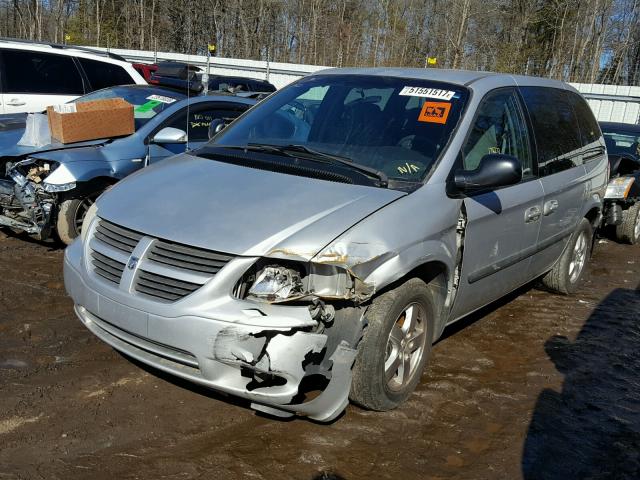 1D4GP45R15B139917 - 2005 DODGE CARAVAN SX SILVER photo 2