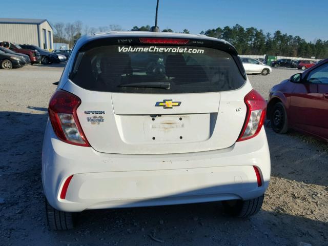 KL8CD6SA0HC751760 - 2017 CHEVROLET SPARK 1LT Белый фото 9