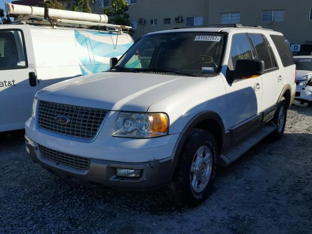 1FMEU17W43LC07032 - 2003 FORD EXPEDITION WHITE photo 2