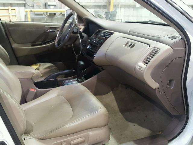 1HGCG16521A067441 - 2001 HONDA ACCORD EX WHITE photo 5