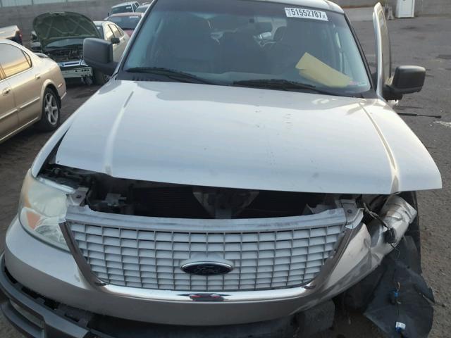 1FMFU16L74LA21837 - 2004 FORD EXPEDITION GRAY photo 7