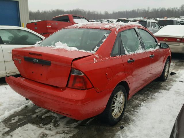 1FAFP34N07W198718 - 2007 FORD FOCUS ZX4 RED photo 4