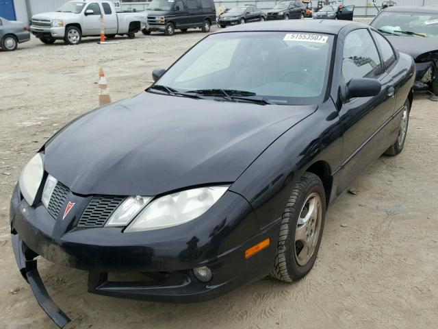 3G2JB12F55S165388 - 2005 PONTIAC SUNFIRE BLACK photo 2