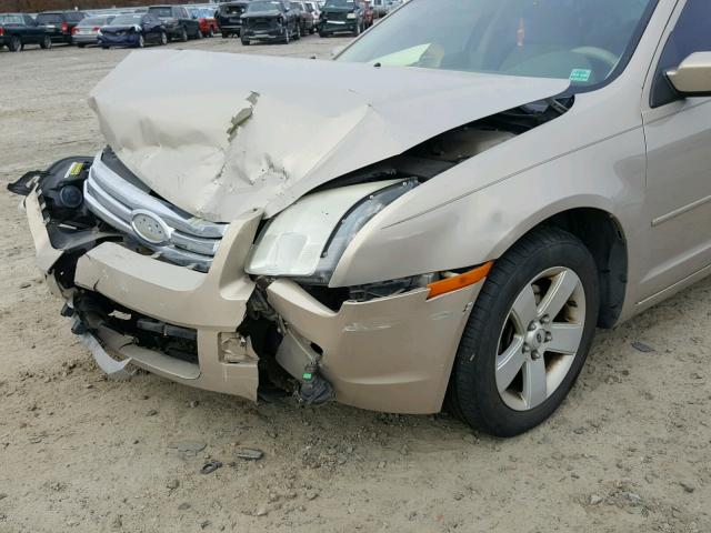 3FAHP07Z27R178480 - 2007 FORD FUSION SE GOLD photo 9