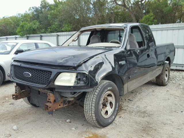 1FTRX17262NA25619 - 2002 FORD F150 BLACK photo 2