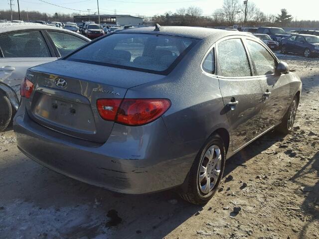 KMHDU46D79U807351 - 2009 HYUNDAI ELANTRA GL GRAY photo 4