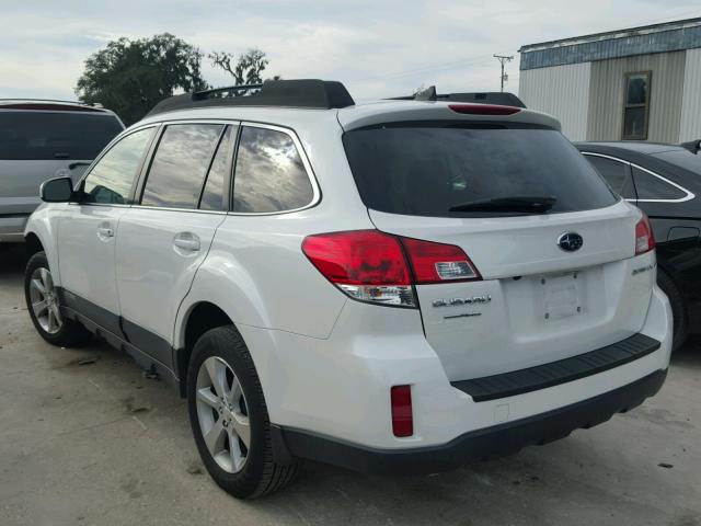 4S4BRCKC1D3259555 - 2013 SUBARU OUTBACK 2. WHITE photo 3