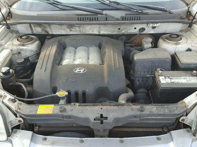 KM8SC13D02U184884 - 2002 HYUNDAI SANTA FE G WHITE photo 7