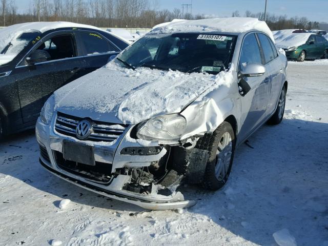 3VWEG71K37M154748 - 2007 VOLKSWAGEN JETTA WOLF SILVER photo 2